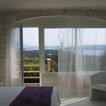 Bed and Breakfast Fabregas 4*