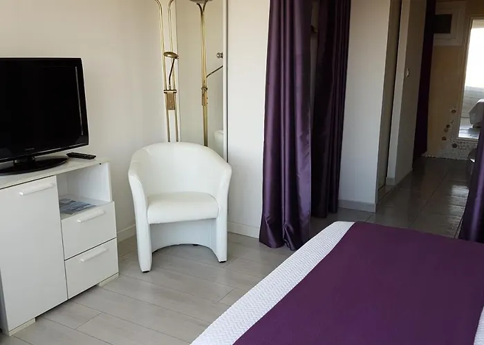 Bed & Breakfast Fabregas 4*