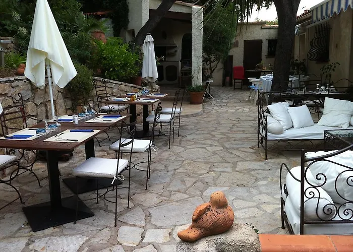 Bed & Breakfast Fabregas 4*